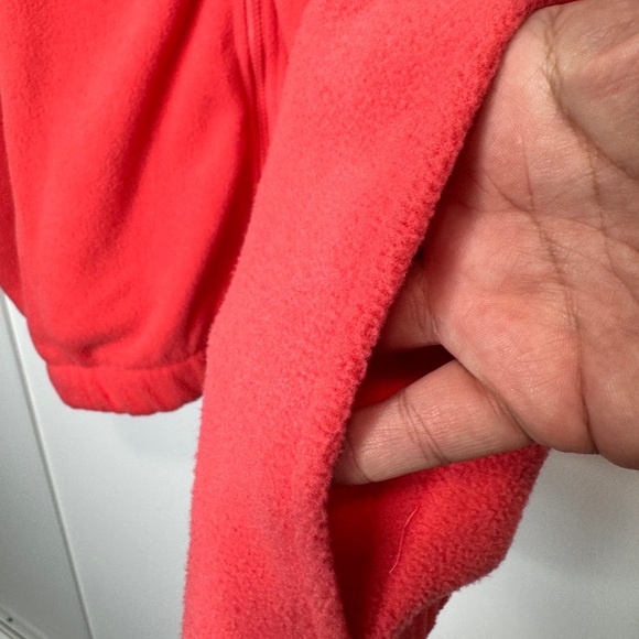 Old Navy Fleece Vest Coral NWOT - Picture 9 of 10